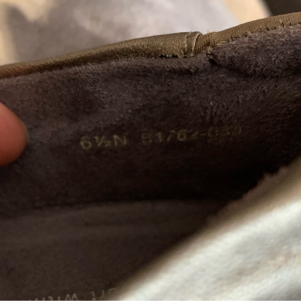 🥿🏷️SoftWalk Waverly Mary Jane Hidden Wedge - 6.5 N/AA Metallic Pewter - Picture 6 of 6